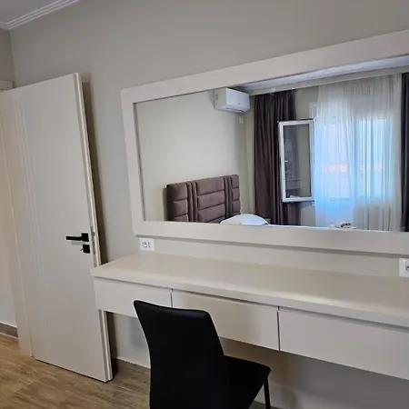 Milica Apartment *