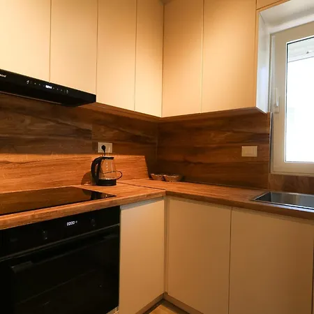 Milica Apartment Ksamil